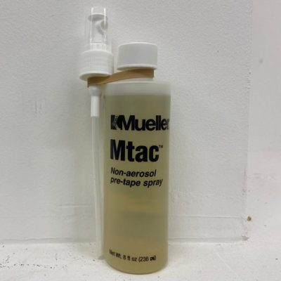 Mtac שפריצר דבק לחבישות להתזה על העור לפני חבישה - של Mueller
